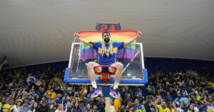 Sebastián Vega, una bandera LGBT y un grito aún más fuerte que el de bicampeón con Boca: "Es un mensaje de superación" imagen-4