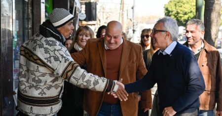 Para el intendente Julio Zamora, el peronismo "está secuestrado por tres personas: Máximo, Massa y Kicillof" imagen-10