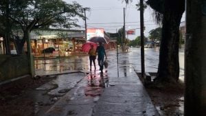 Vuelven las lluvias a Misiones, bajan las temperaturas y hay probabilidad de que caiga granizo: mirá desde cuándo imagen-7