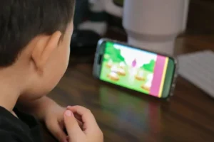 Dependecia digital en niños: un problema que puede agravarse en vacaciones imagen-2