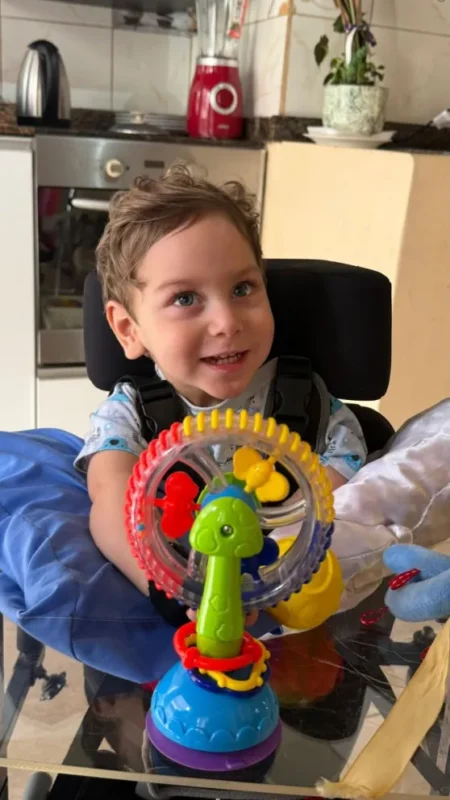 Una familia misionera impulsa una campaña solidaria para costear el tratamiento de su hijo en México imagen-14