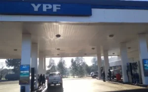 Por qué YPF volvió a remarcar precios dos días seguidos en Jardín América imagen-1