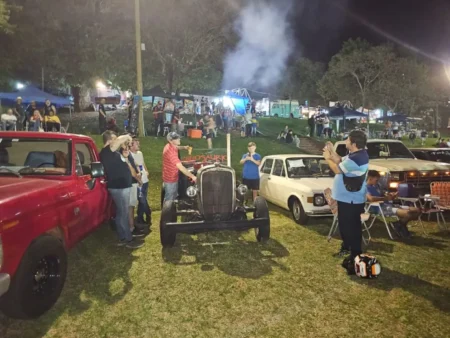 Más de 400 vehículos previstos en la exposición de autos clásicos en Capioví imagen-7
