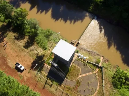 Barrios de Oberá sin agua potable por fallas en la planta de bombeo imagen-13