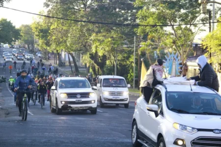 Posadas pedaleó “Por el pan, el trabajo y la paz” imagen-11