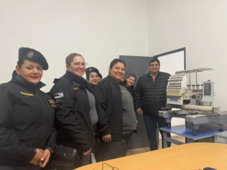 Impulsan el desarrollo textil en el Servicio Penitenciario imagen-11