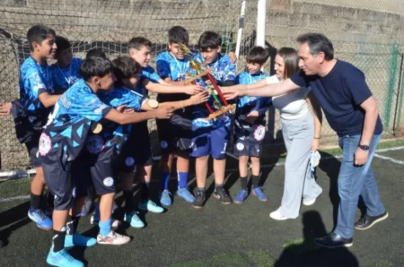 Los niños de Montecarlo vivieron un fin de semana a puro fútbol y Free Fire imagen-12