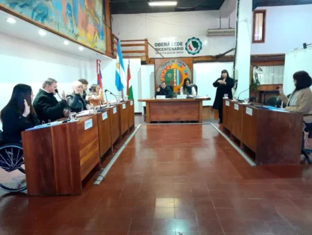 La calle Jujuy de Oberá tendrá nuevo esquema de estacionamiento para mejorar la circulación imagen-11