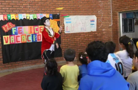 Continúan las actividades por el receso invernal en el Hogar de Día de Posadas imagen-5