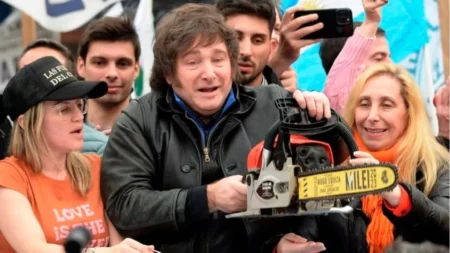Con facultades delegadas, el Ejecutivo eliminó el Estado en áreas muy sensibles imagen-4