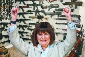 DE ARMAS TOMAR imagen-2