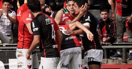 El Pulga Rodríguez volvió con todo a Colón: gran avivada y asistencia imagen-5