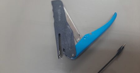 Acusaciones cruzadas por el director apuñalado con una birome en una escuela de La Boca imagen-7