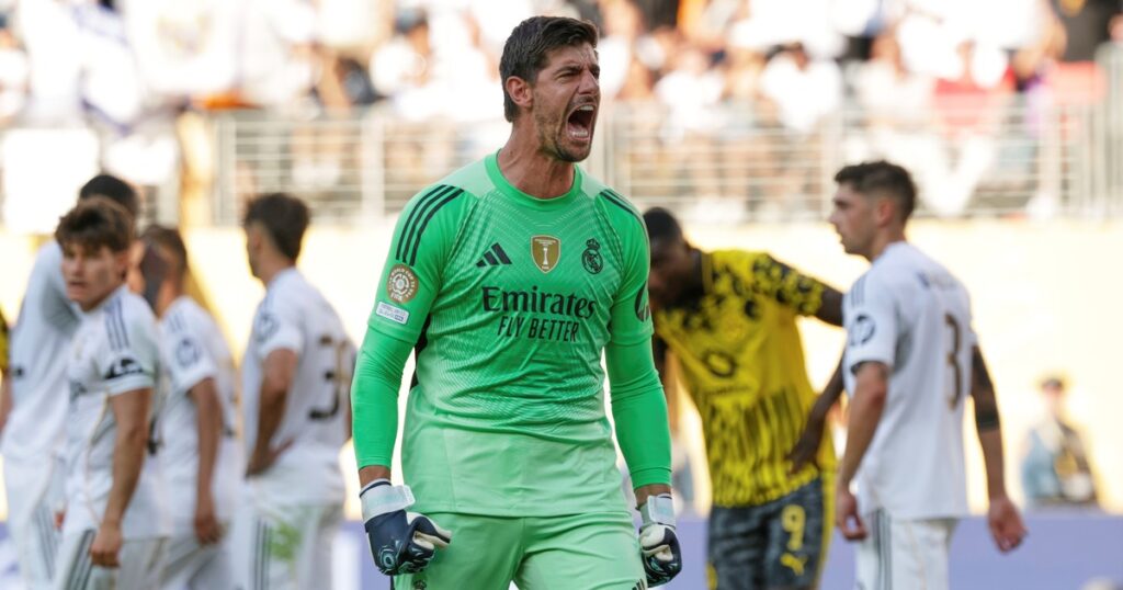 Courtois salió a bancar a Donnarumma tras la dura lesión de Musiala imagen-5
