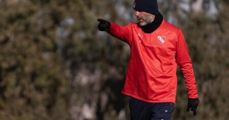 Independiente: las falencias que desnudó el debut y el trasfondo del pedido de refuerzos de Vaccari imagen-16