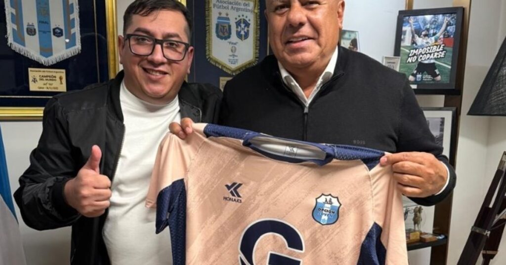 En medio de los cruces entre la AFA y el Gobierno, "Chiqui" Tapia tendrá una calle con su nombre en Río Gallegos imagen-5