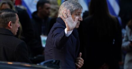 Oficializan el decreto para ajustar el INTA y el INTI: Caputo controlará las decisiones y la caja imagen-13