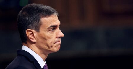 “¿De qué prostíbulos ha vivido usted?”: Pedro Sánchez, bajo fuego por el escándalo de corrupción y prostitución en el PSOE imagen-4