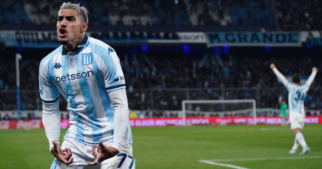 Tras su golazo ante Tigre, el dato de Balboa que ilusiona a Racing para enfrentar a Peñarol imagen-4