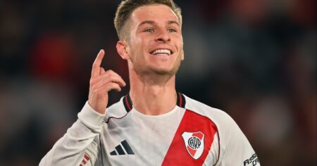 El doblete de Galoppo, el volante goleador de River imagen-13