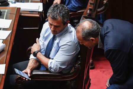 "Operación monumental": el libreto del Gobierno para tapar el escándalo por coimas en ANDIS imagen-5