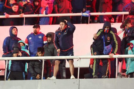 Independiente vs U de Chile: una noche de violencia desmadrada que la policía no evitó y pudo terminar en una catástrofe aún peor imagen-14