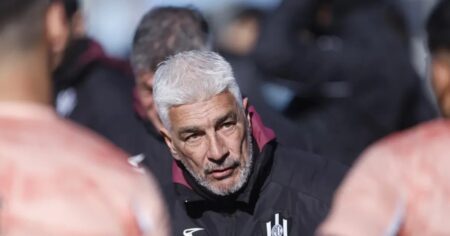 Pese al triunfo sobre Lanús en la Sudamericana, Omar De Felippe dijo que Central Córdoba se quedó "sin juego" imagen-12