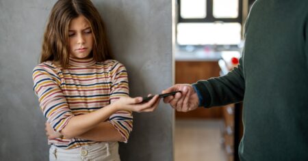 Miedo a los hijos: los disparates que habilitan los padres de adolescentes y por qué hay que decir basta urgente imagen-5