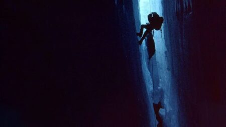 En 1985, dos montañeros descendieron del Siula Grande en Perú y vivieron, sin saberlo, una de las mayores historias de supervivencia jamás contadas imagen-7