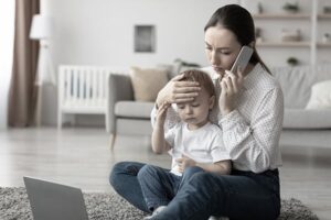 Signos de alarma: qué hago si mi hijo se cae, se golpea o lesiona: ¿llamo al pediatra o voy a una guardia? imagen-2