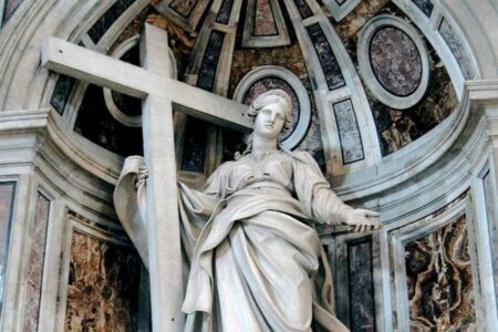 Oración a Santa Elena: esta es su historia y qué rezarle imagen-11