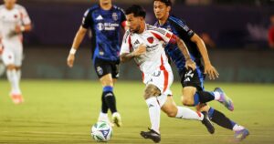 Luciano Acosta se va para Fluminense imagen-4