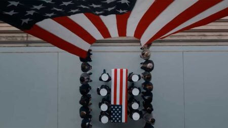 Si te gusta 'Rehén', en Netflix tienes otra serie que es aún mejor: con puntuación casi perfecta, es uno de los mejores thrillers recientes imagen-107