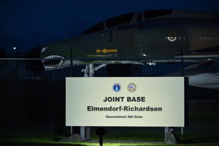 Elmendorf-Richardson: ¿cómo es la base militar de Alaska donde se reunirán Trump y Putin? imagen-11