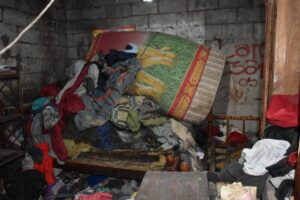 Restos humanos, sangre y fuego: las imágenes de la casa del hombre investigado por la desaparición de cinco personas imagen-4