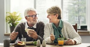 El alimento que un hombre de 102 años evita por completo para vivir más y mejor imagen-2