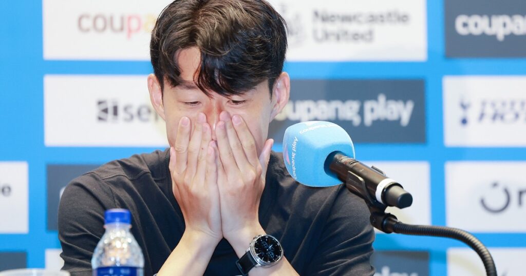 Después de 10 años y entre lágrimas, Heung-Min Son anunció que se va el Tottenham imagen-37
