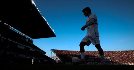 El jugador que podría ser vendido a 15 meses de su último partido con la camiseta de Boca imagen-25