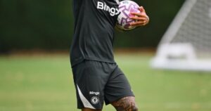Con Enzo Fernández, el club campeón del mundo volvió a los entrenamientos imagen-2