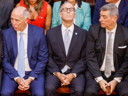 El Gobierno analiza negociar con el kirchnerismo la integración de la Corte después de las elecciones imagen-8
