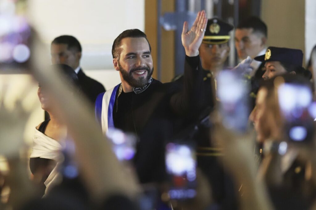 El Salvador: el Congreso aprueba una reforma de la Constitución para permitir la reelección presidencial indefinida imagen-4