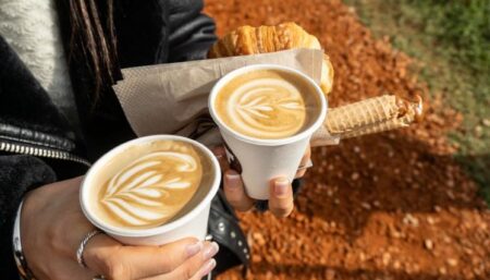 Cafecito BA debuta en Belgrano: 14 puestos de café y pastelería, música y cine al aire libre en La Glorieta de Barrancas imagen-10