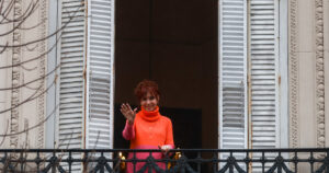El gobierno apeló el fallo que favoreció a Cristina Kirchner en el reclamo para cobrarle $ 22.300 millones imagen-3