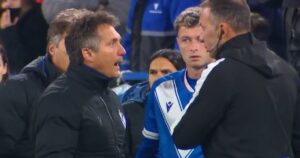 "¡Me muero si hago trampa!": el audio del estallido de furia de Guillermo Barros Schelotto, expulsado en Vélez y cara a cara con Vaccari imagen-3