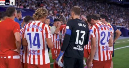 Simeone ordenó sacar el micrófono imagen-28