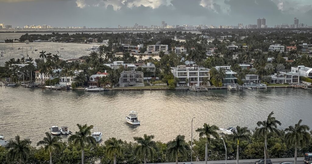 El tiempo hoy en Miami, alerta paraguas: ¿a qué hora se esperan tormentas eléctricas este jueves 7 de agosto? imagen-5