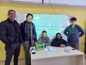 Innovación y aprendizaje: estudiantes del Ises desarrollan proyecto de robótica en el aula imagen-1