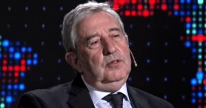 Julio Cobos dijo que Javier Milei “clavó el cajón del PRO” y consideró que la UCR “está en coma” imagen-2