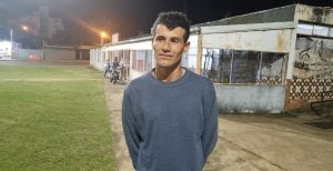 El padre de las niñas encontradas en estado de abandono cuestionó las versiones de la madre y la niñera imagen-9