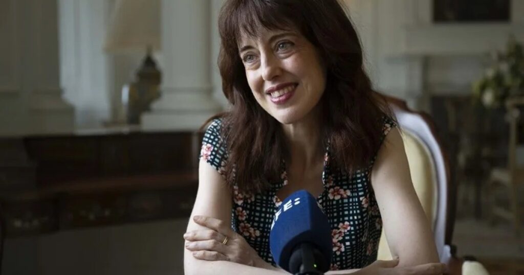 Irene Vallejo: “La literatura siempre parece al borde del precipicio, pero sobrevive” imagen-5